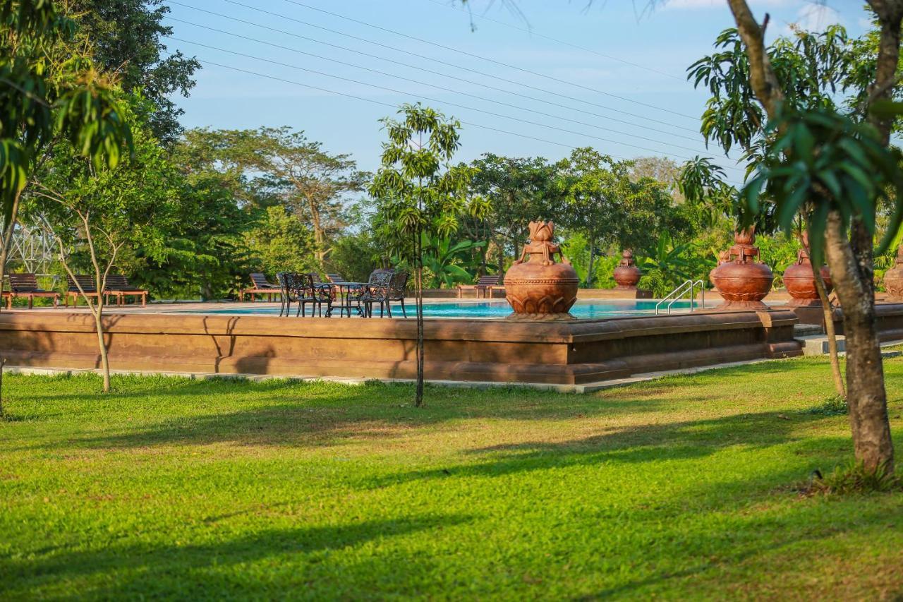 Kaveri Resort Sigiriya Exterior photo